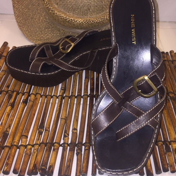 Nine West Brown/Black Wedge Sandals - NWOT - Picture 3 of 5